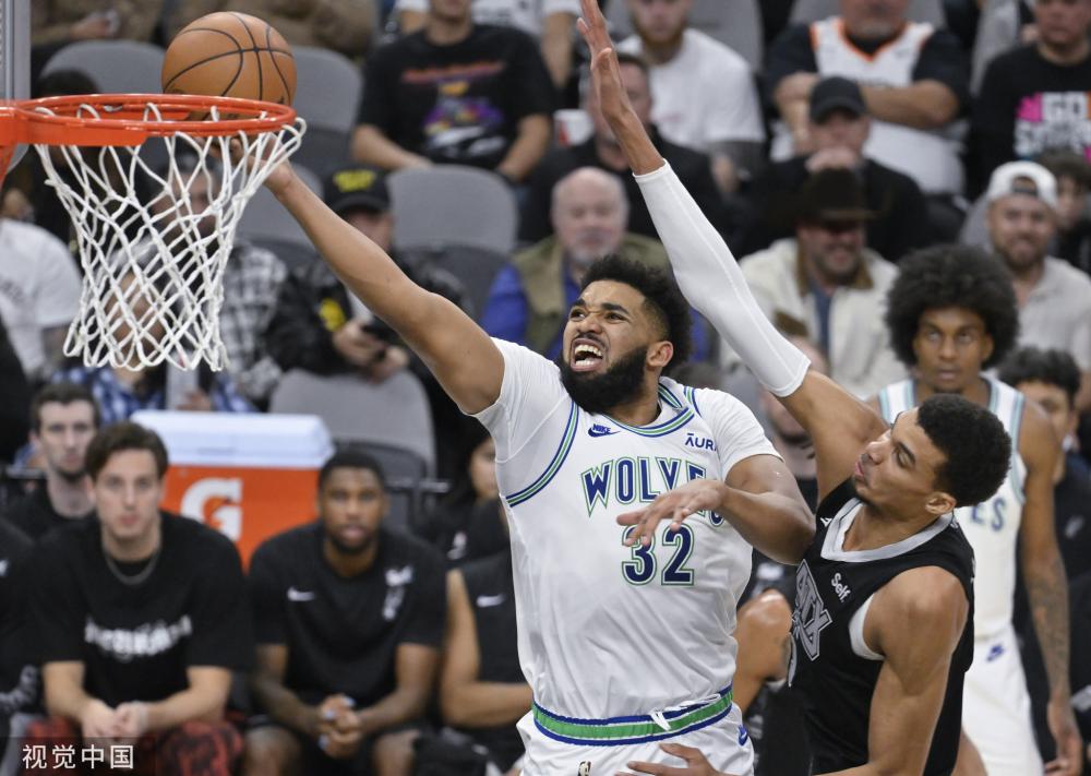 球迷沸腾 球迷沸腾