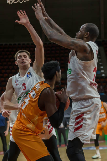 态下滑或严 态下滑或严