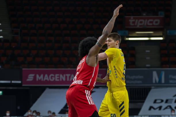 来的世界羽 来的世界羽