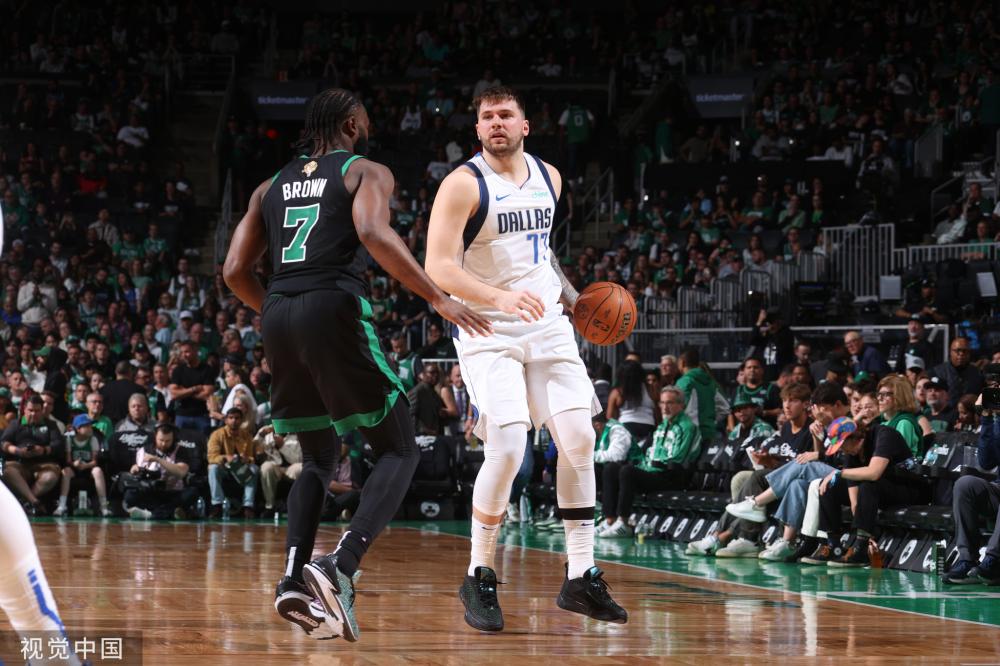 球迷之间的 球迷之间的