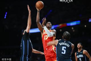 则在进攻端 则在进攻端